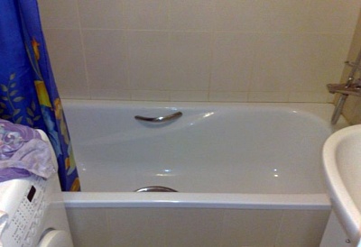 Ванна чугунная эм. 1,6х0,75 ROCA Malibu п/ск покр. + ручки + ножки 