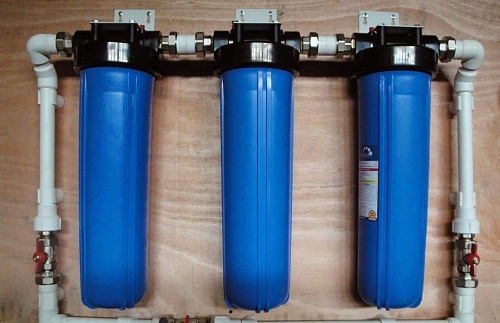 Установка и замена фильтров для очистки воды в квартире