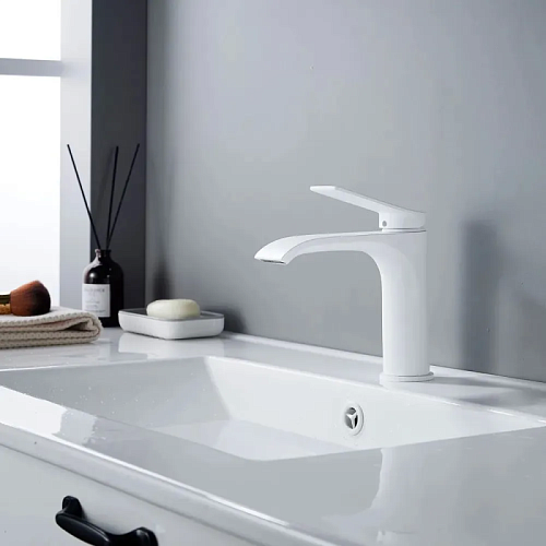 Смеситель д/раковины SHEVANIK белый мат. S4101C