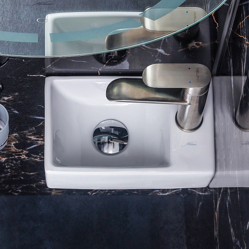 Умывальник фигурный MLN-320349L MELANA 