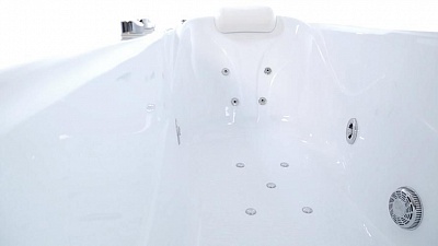 Ванна  акриловая TRITON Эмма 1700 1700 x 700 мм, в комплекте с каркасом