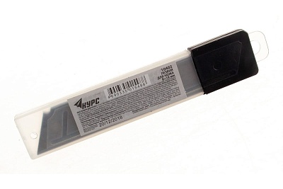 Лезвие для ножа  КУРС 18 мм (10 шт) (10402)